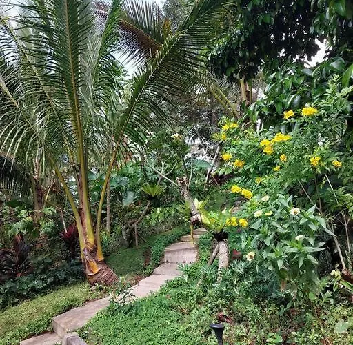 Jungle Haven - Private Riverside * Meliling